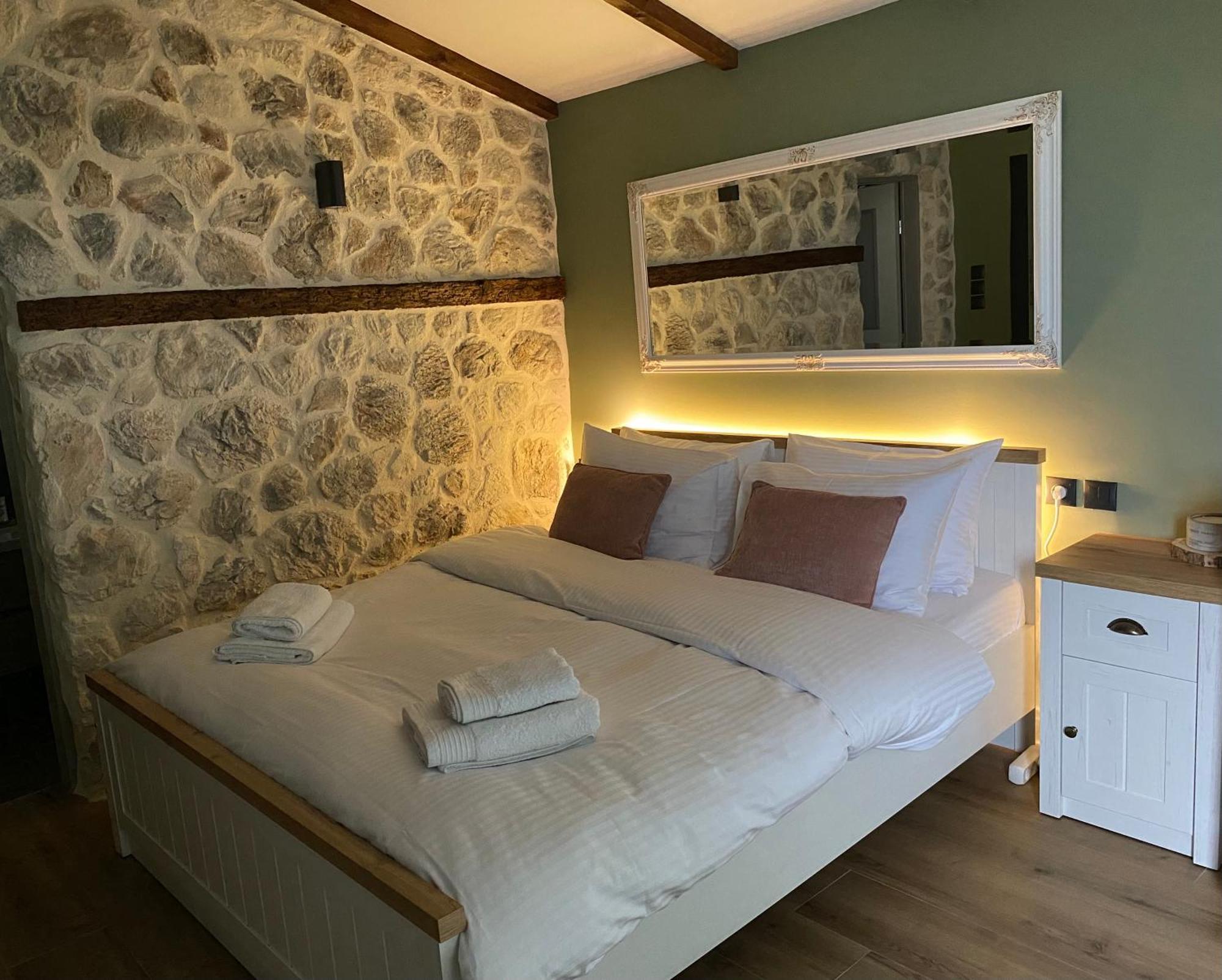 Tovouno Guest House Plaka  Exterior foto
