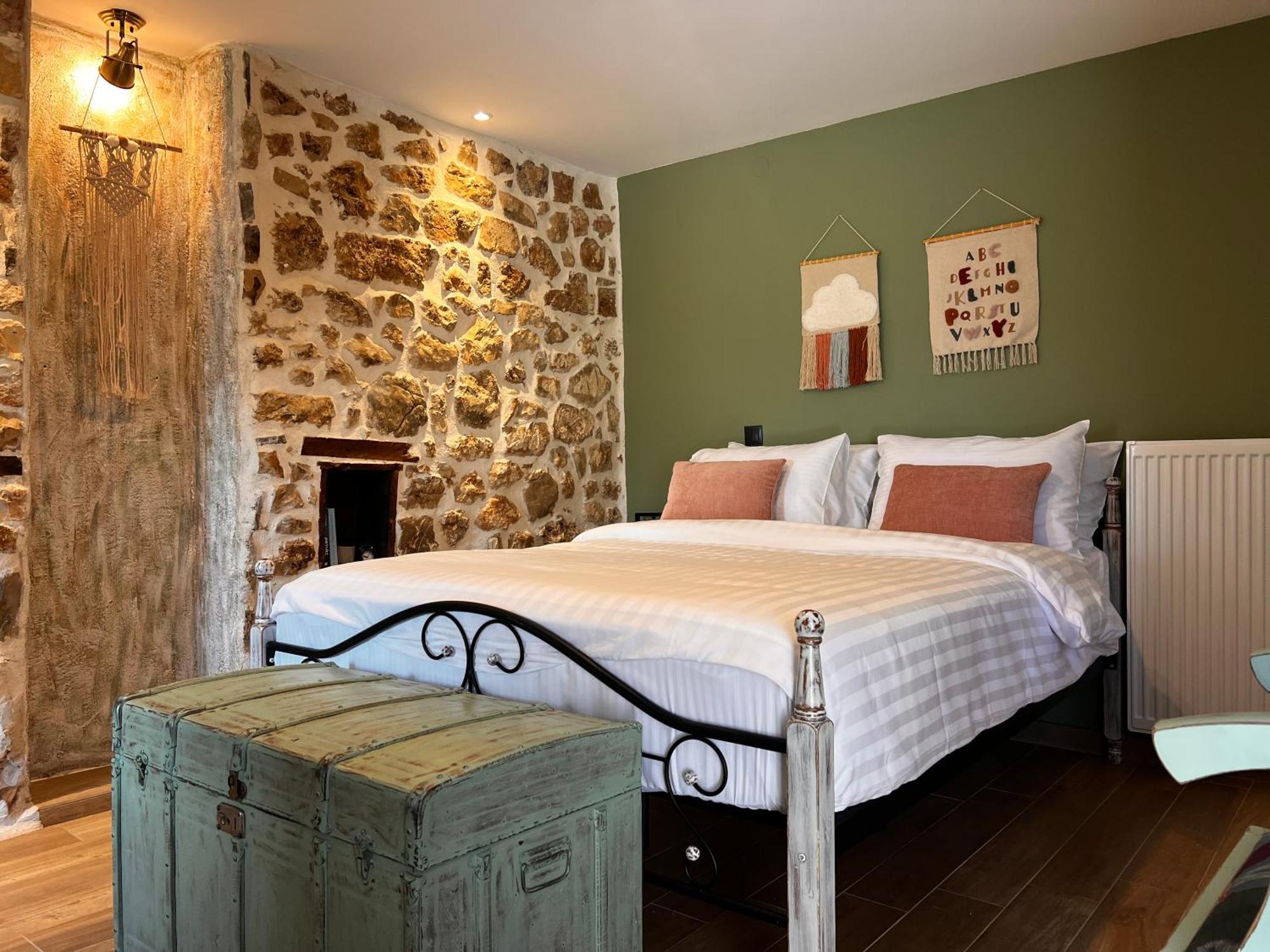 Tovouno Guest House Plaka  Exterior foto